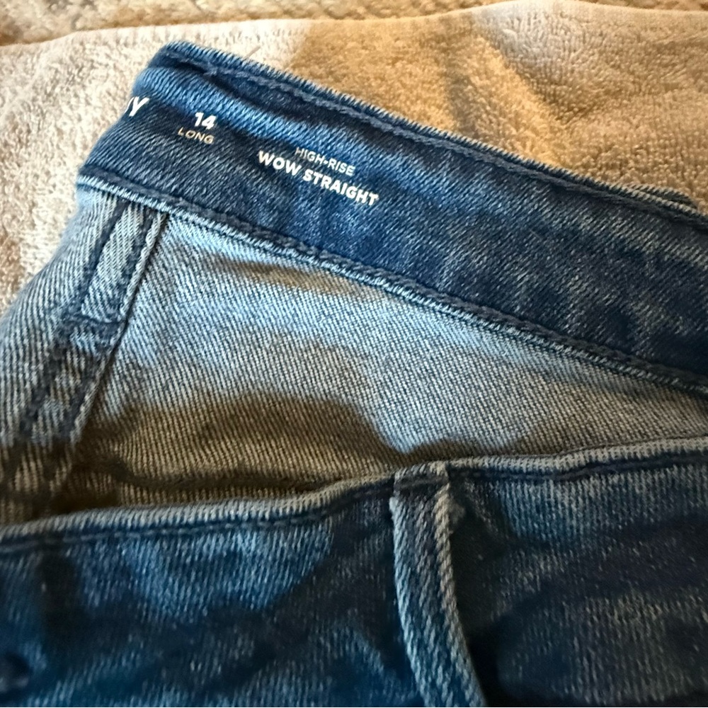 High-Rise Wow Straight Jeans